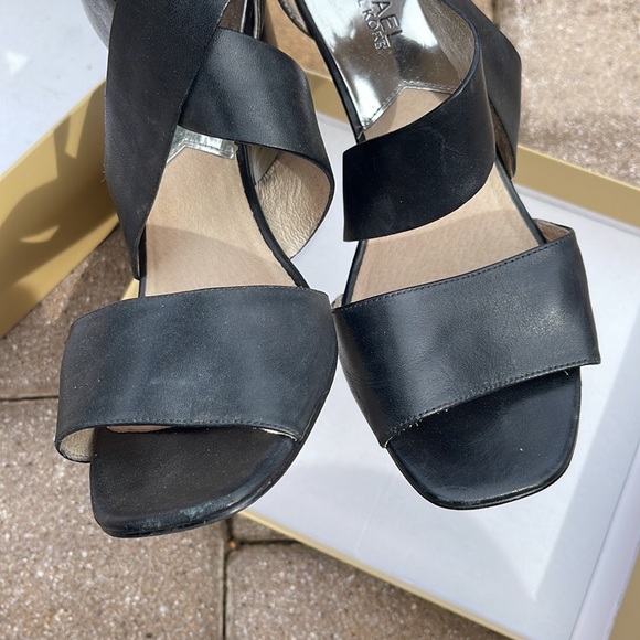 MICHAEL KORS WEDGES - Picture 6 of 10
